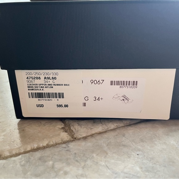 GUCCI WOMEN'S ACE SNEAKER WITH BEE - Picture 5 of 9